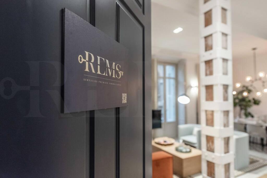 Contemporary Loft In The Historic City Center By Rems Malaga Exterior photo